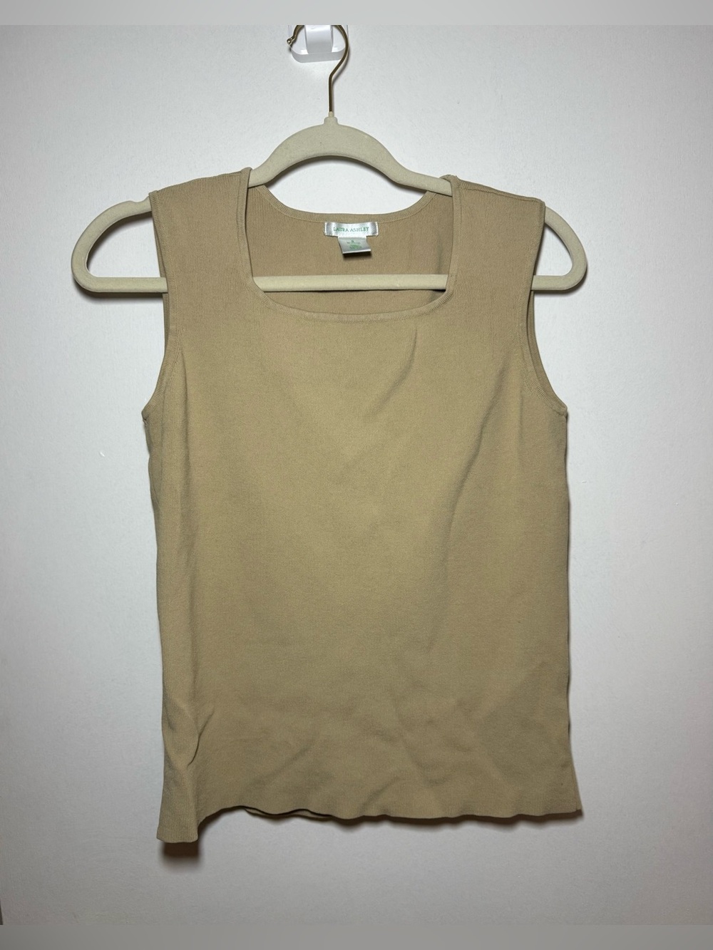 Vintage Laura Ashley Women's Beige Tan Knit Square Neck Wide Strap Tank Top SZ S